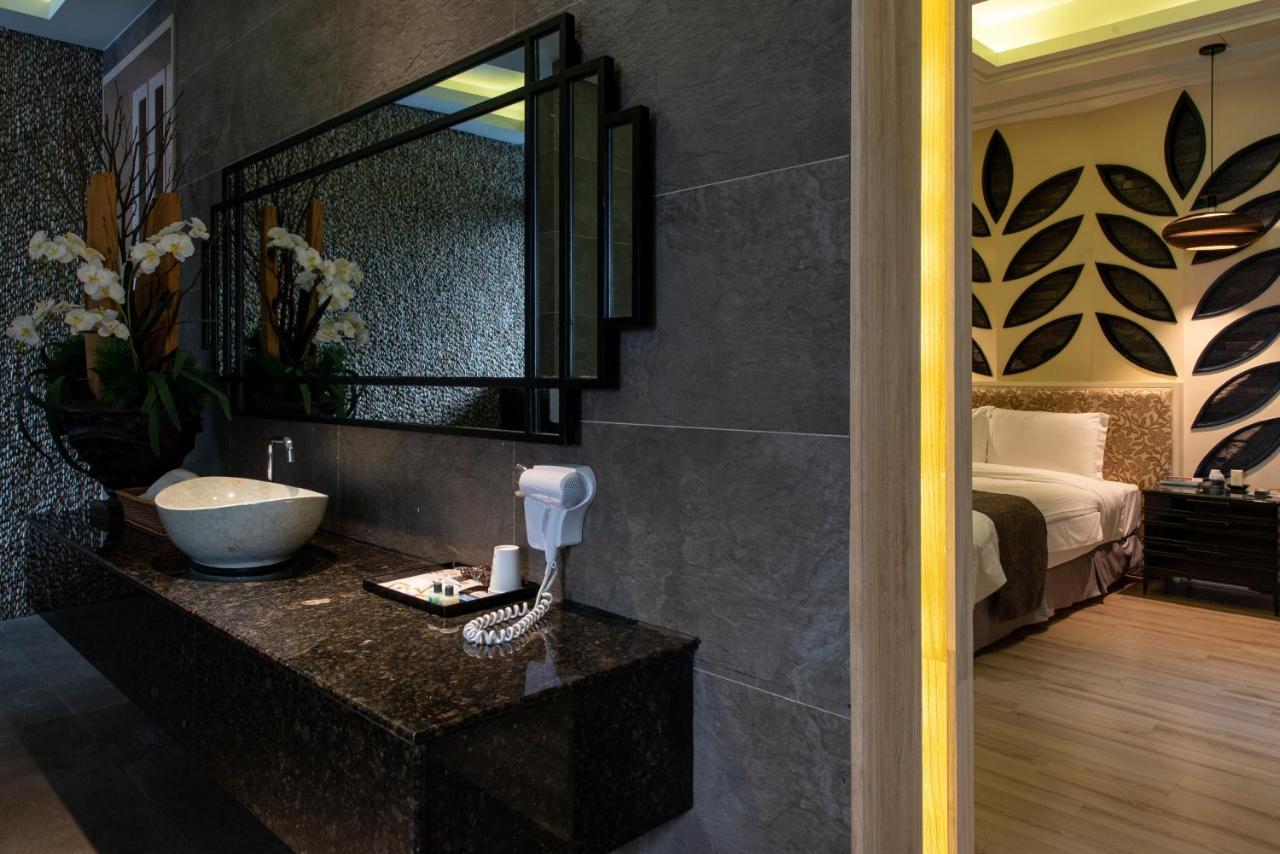 Blossom Motel Puxin Bagian luar foto