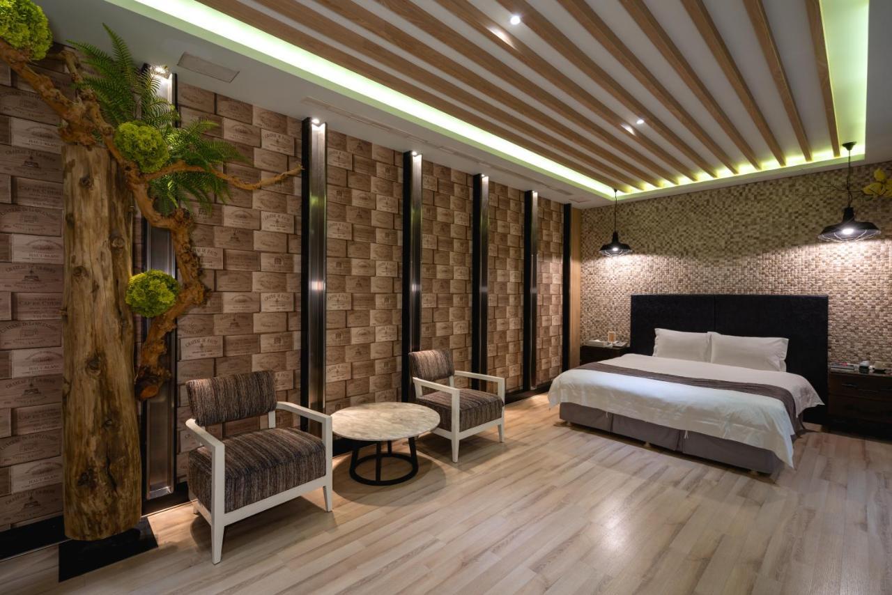 Blossom Motel Puxin Bagian luar foto